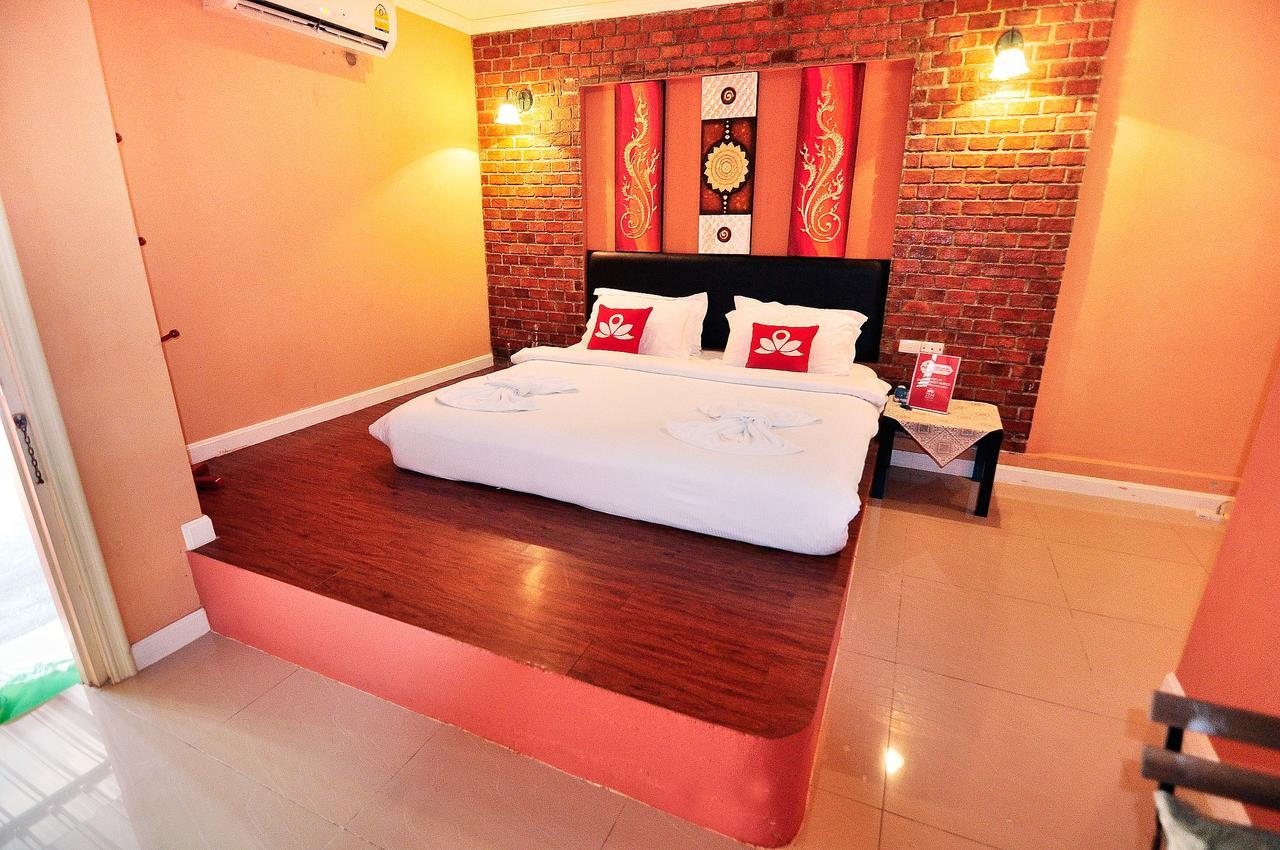 เซนรูมส์ ลาดพร้าว ซอย 71 Hotel กรุงเทพมหานคร ภายนอก รูปภาพ